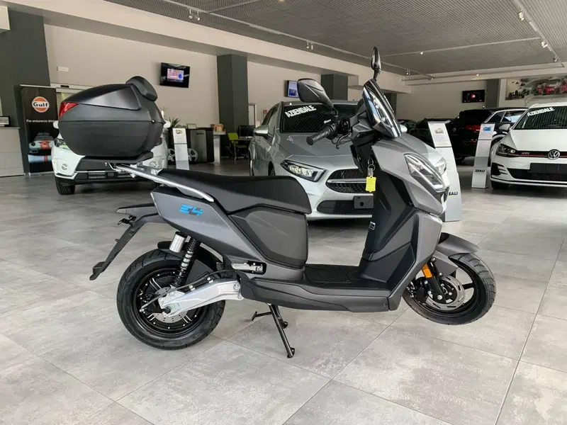 Lifan E4 L3e Doppia Batteria (2021 - 26) (11)