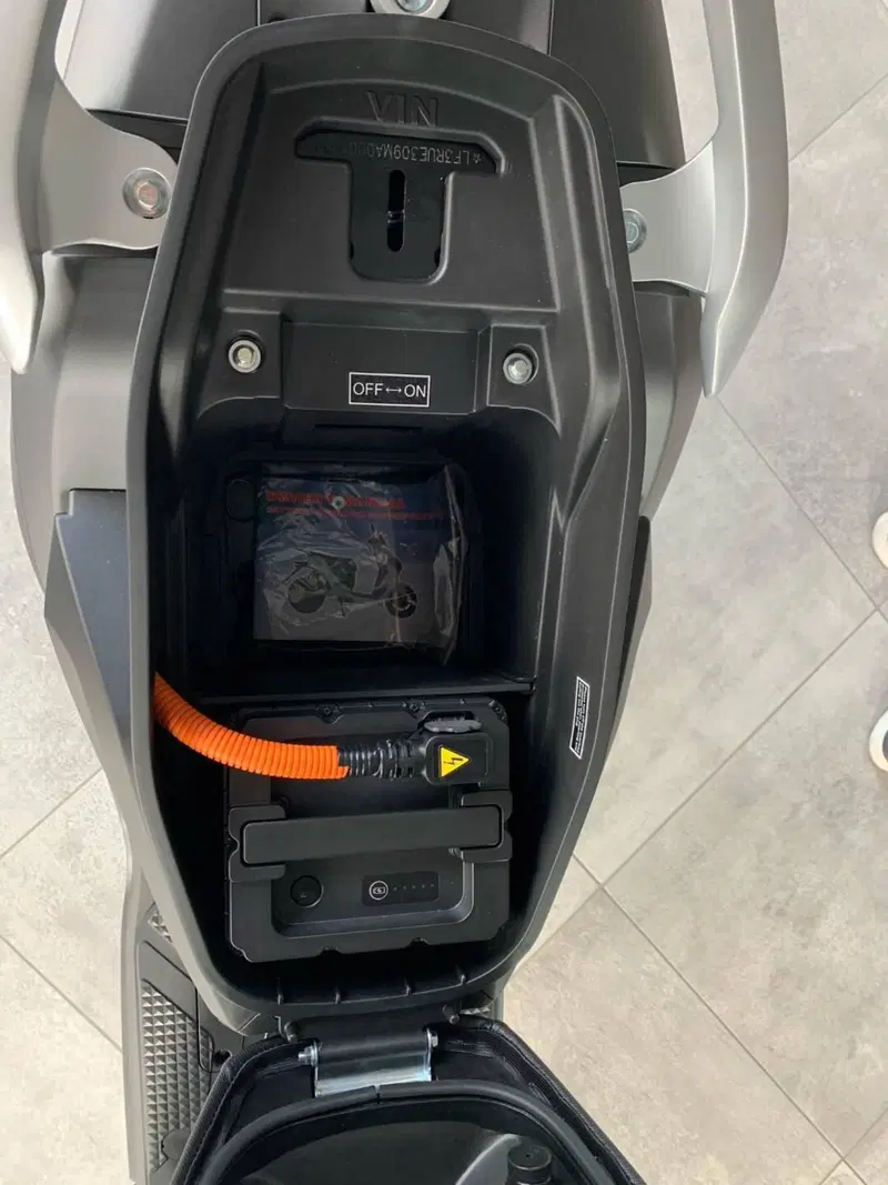 Lifan E4 L3e Doppia Batteria (2021 - 26) (16)