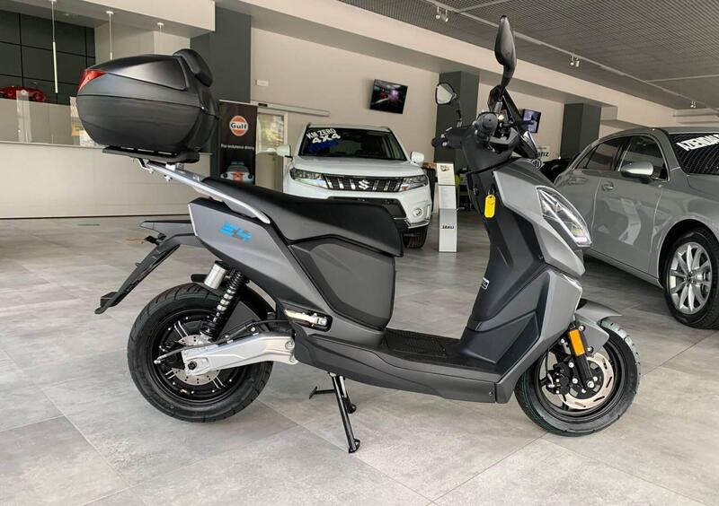 Lifan Moto E4 50 doppia batteria - Sasso Group