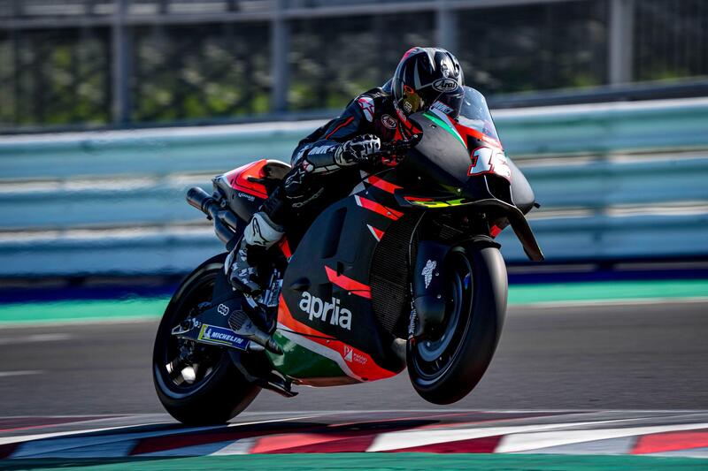 Maverick Vinales, primo test a Misano sull&#039;Aprilia RS-GP: &quot;grande feeling, voglio di pi&ugrave;&quot; [GALLERY]