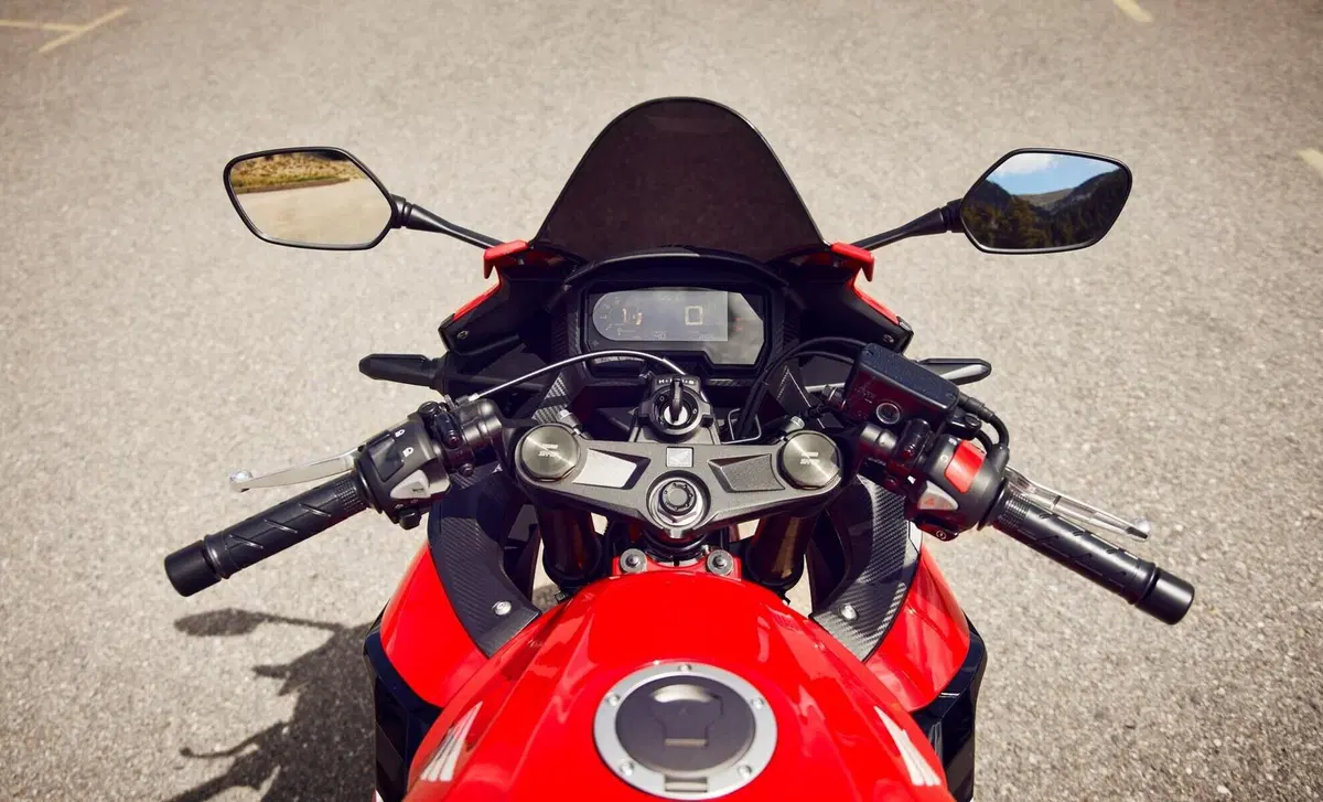 Honda CBR 500 R CBR 500 R (2022 - 23) (17)