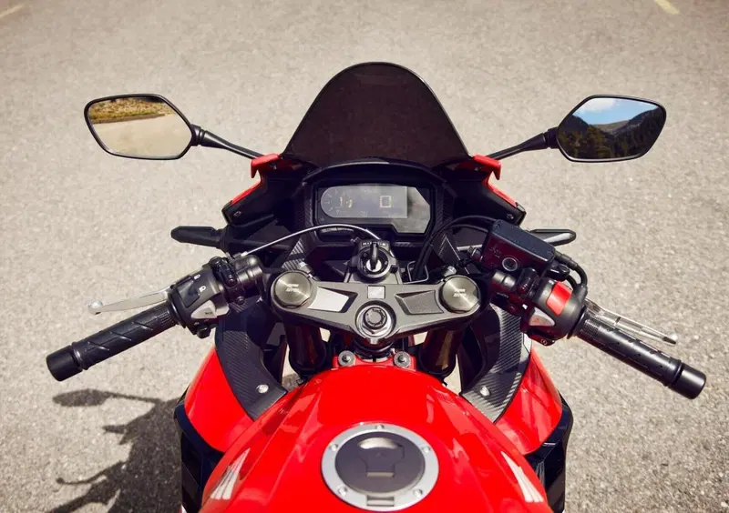 Honda CBR 500 R CBR 500 R (2022 - 23) (17)