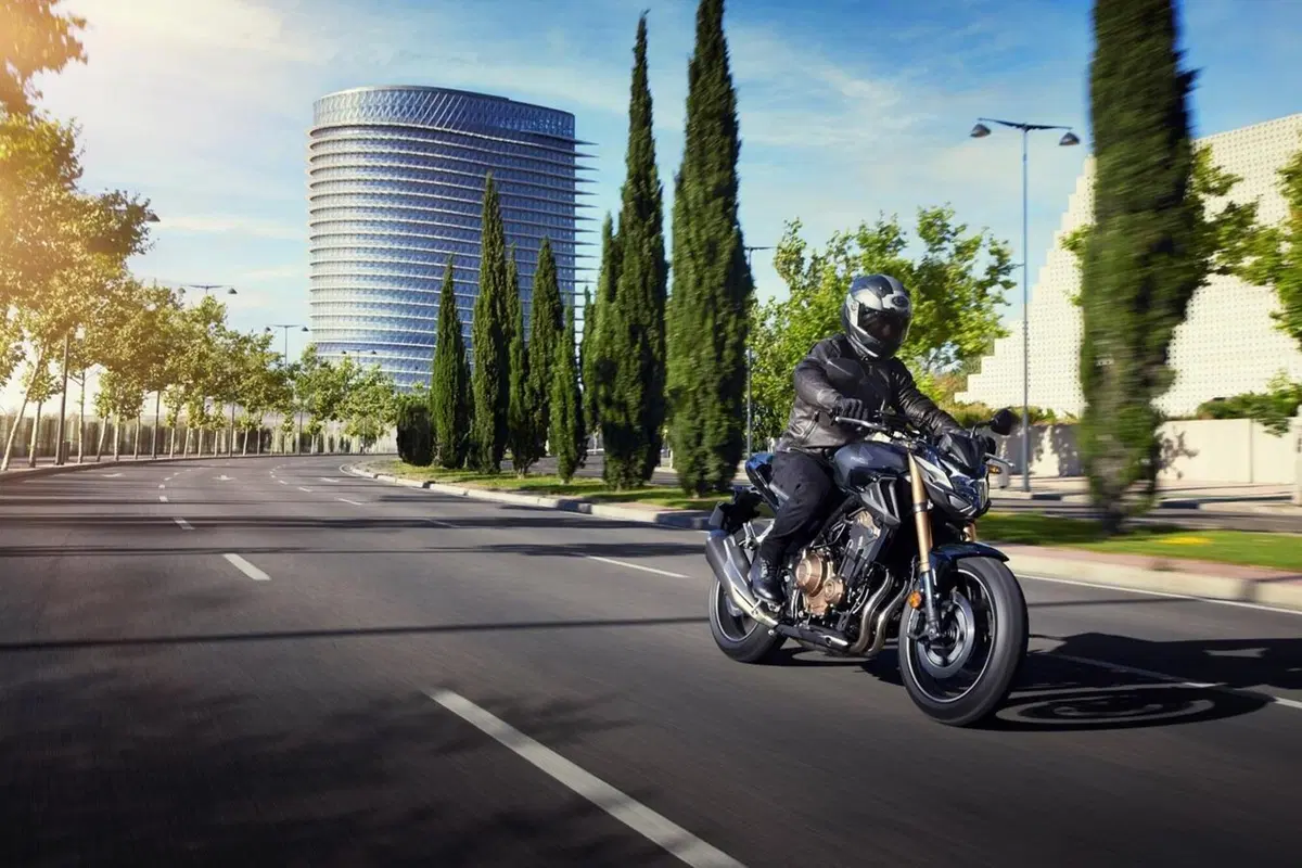 CB500 (3)