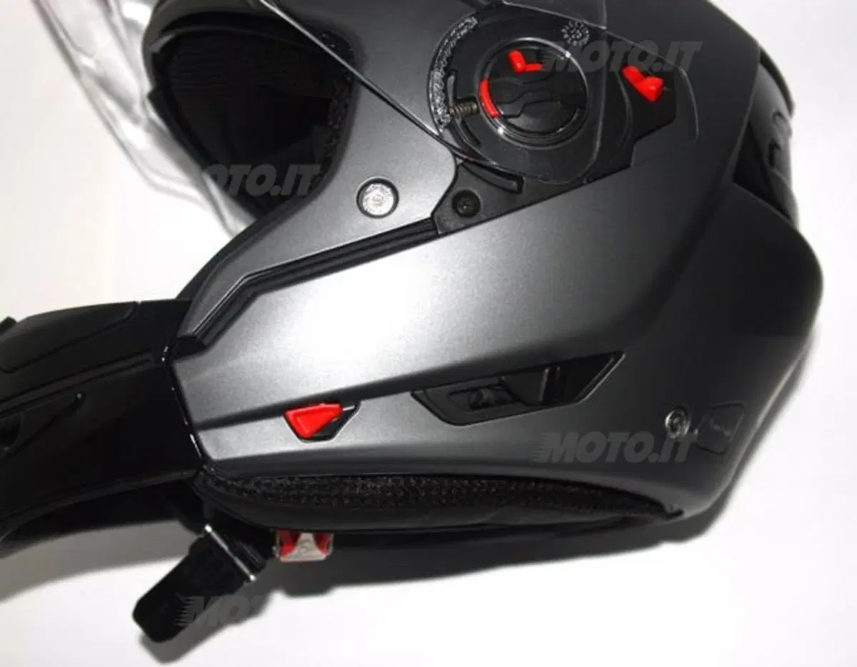 Casco Airoh Executive, il modulare innovativo (5)