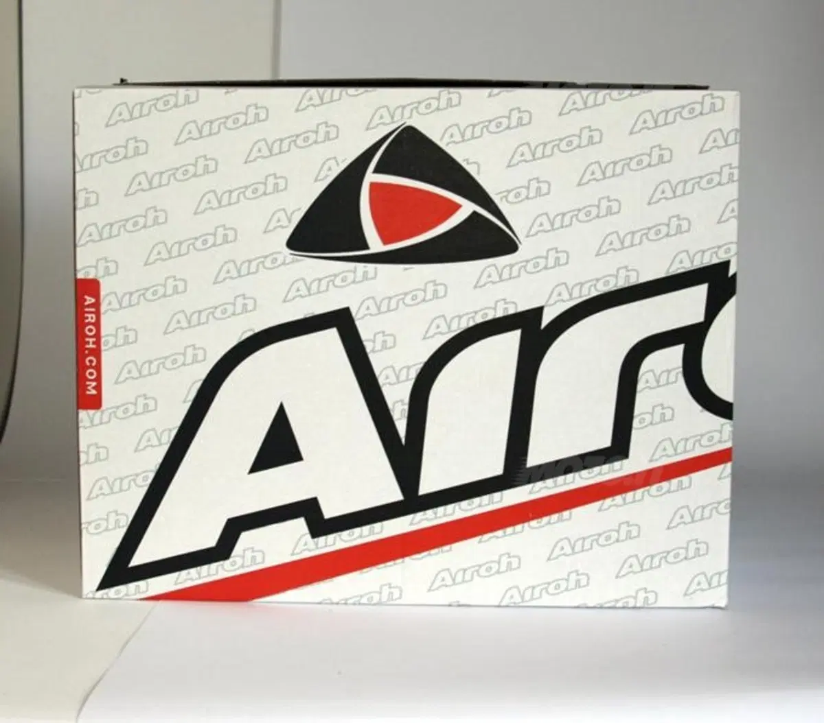 Casco Airoh Executive, il modulare innovativo (18)