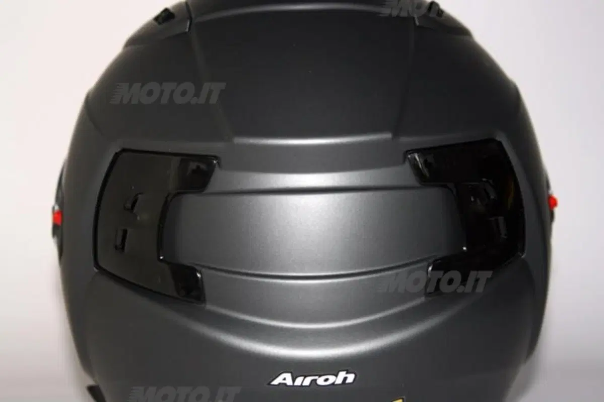 Casco Airoh Executive, il modulare innovativo (19)