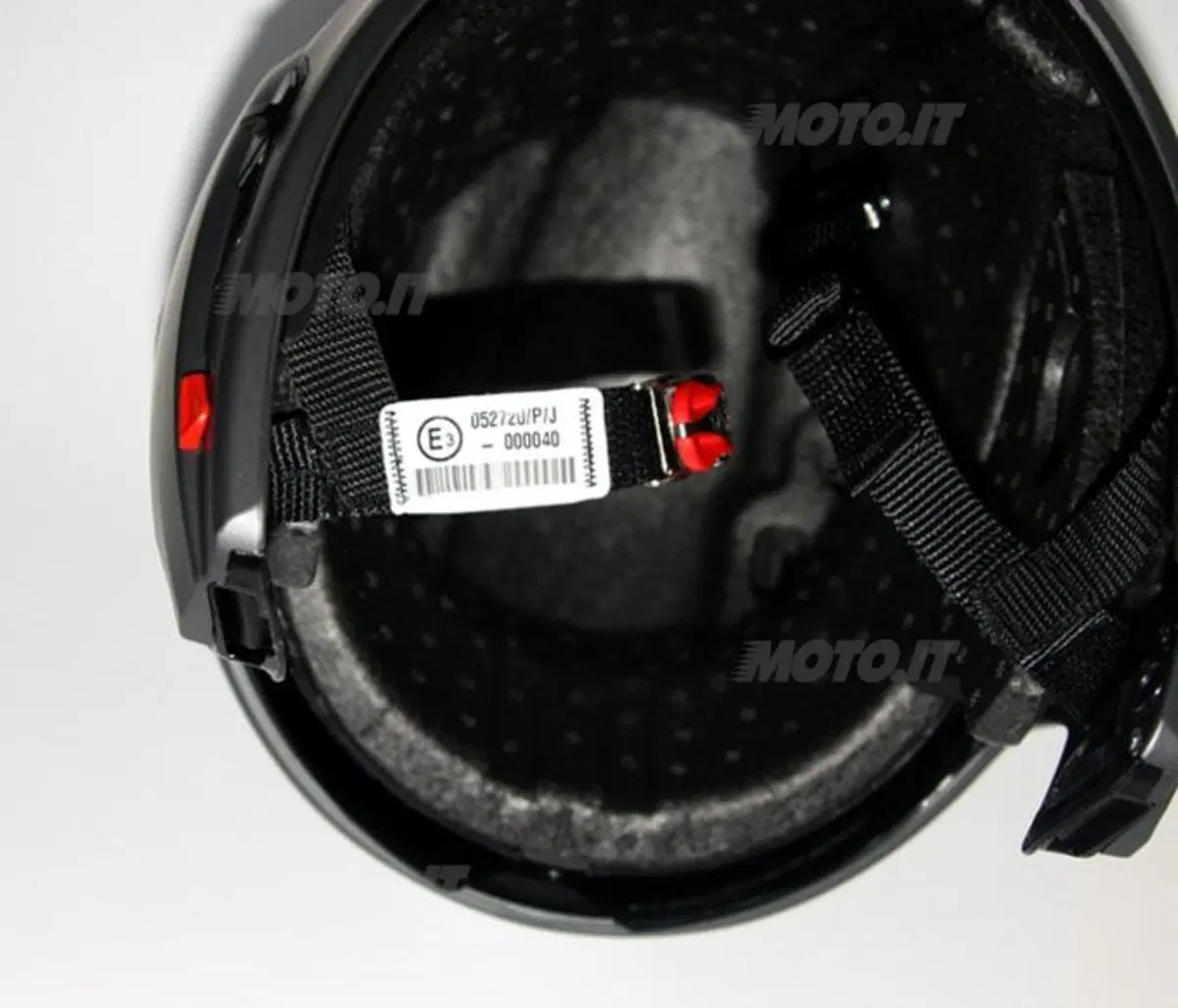 Casco Airoh Executive, il modulare innovativo (23)