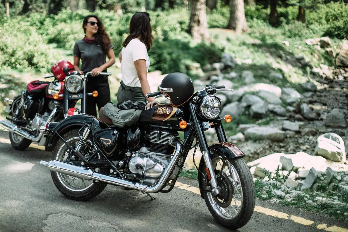 Nuova Royal Enfield Classic 350. Oggi il lancio sul mercato indiano, arriverà a EICMA 2021  (2)