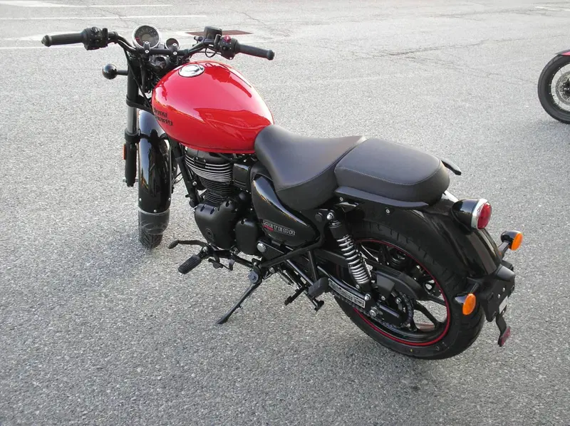 Royal Enfield Meteor 350 (2021 - 26) (4)
