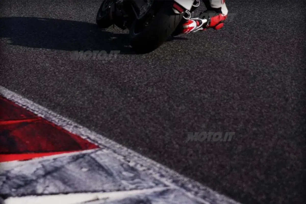 EICMA 2013. Ducati Monster, nuove foto della naked di Borgo Panigale (8)