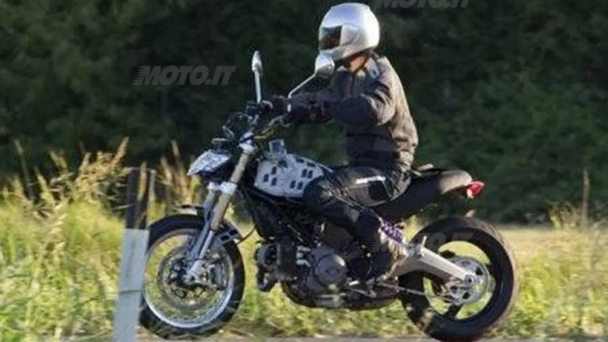 EICMA 2013. Ducati Monster, nuove foto della naked di Borgo Panigale (12)
