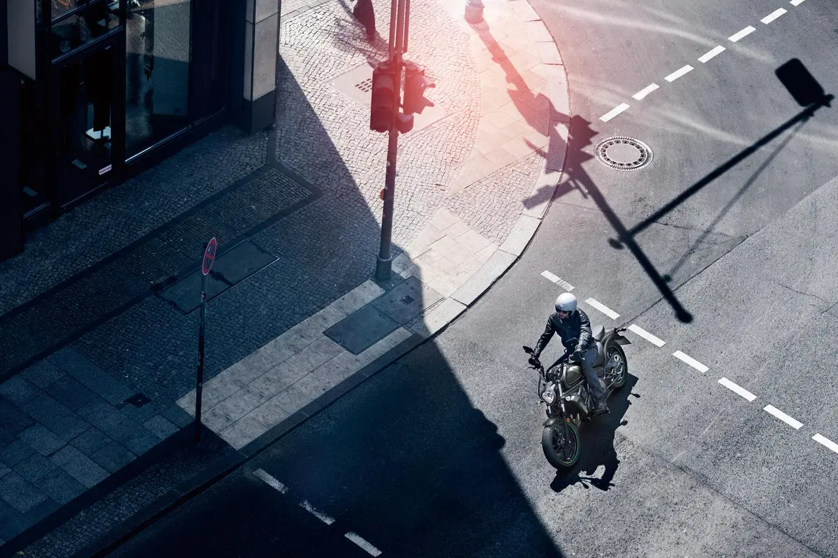 Kawasaki Vulcan S, in arrivo la versione 2022 (3)