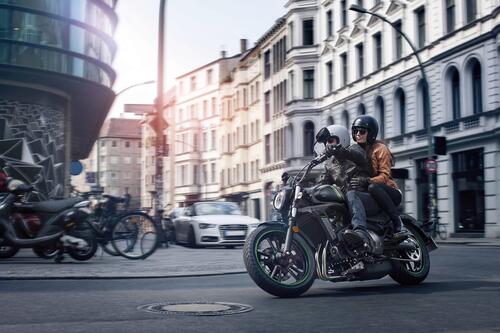 Kawasaki Vulcan S, in arrivo la versione 2022 (4)