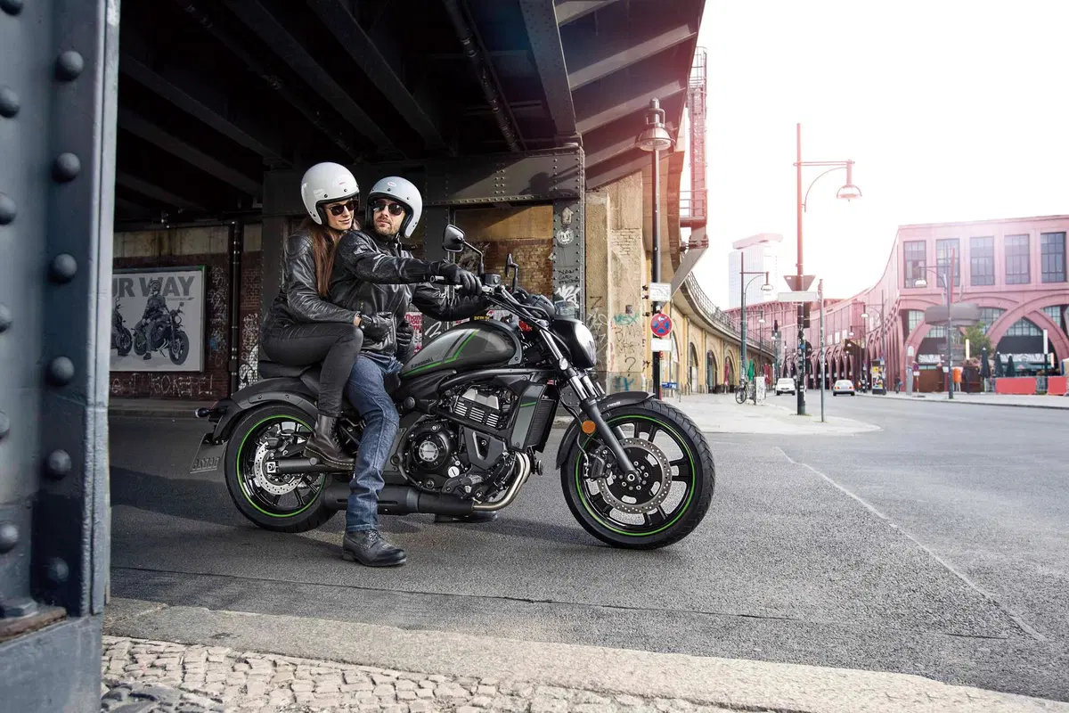 Kawasaki Vulcan S, in arrivo la versione 2022 (13)