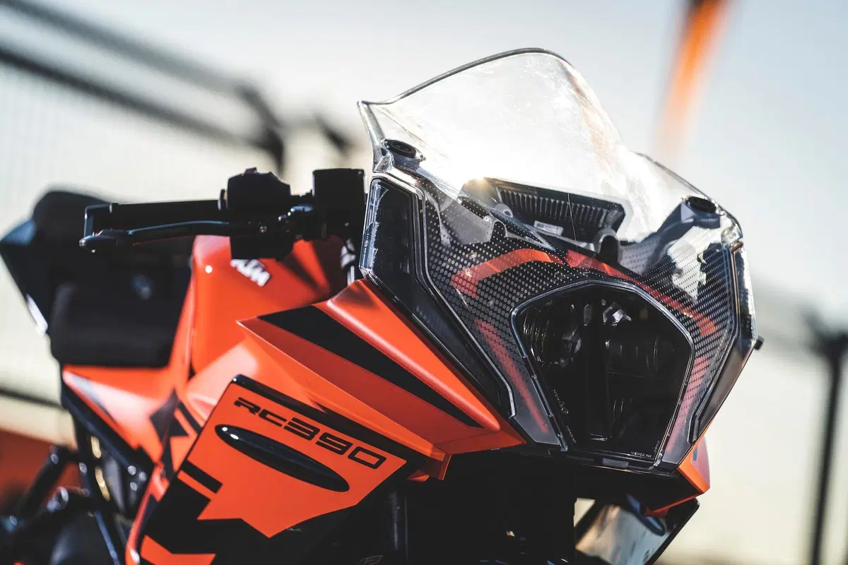KTM RC 390 2022 TEST: Piccole belve crescono (19)