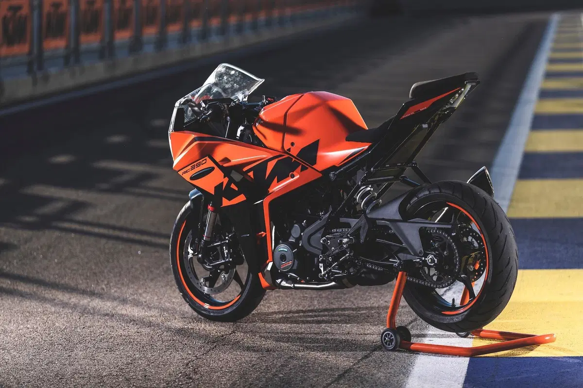 KTM RC 390 2022 TEST: Piccole belve crescono (29)