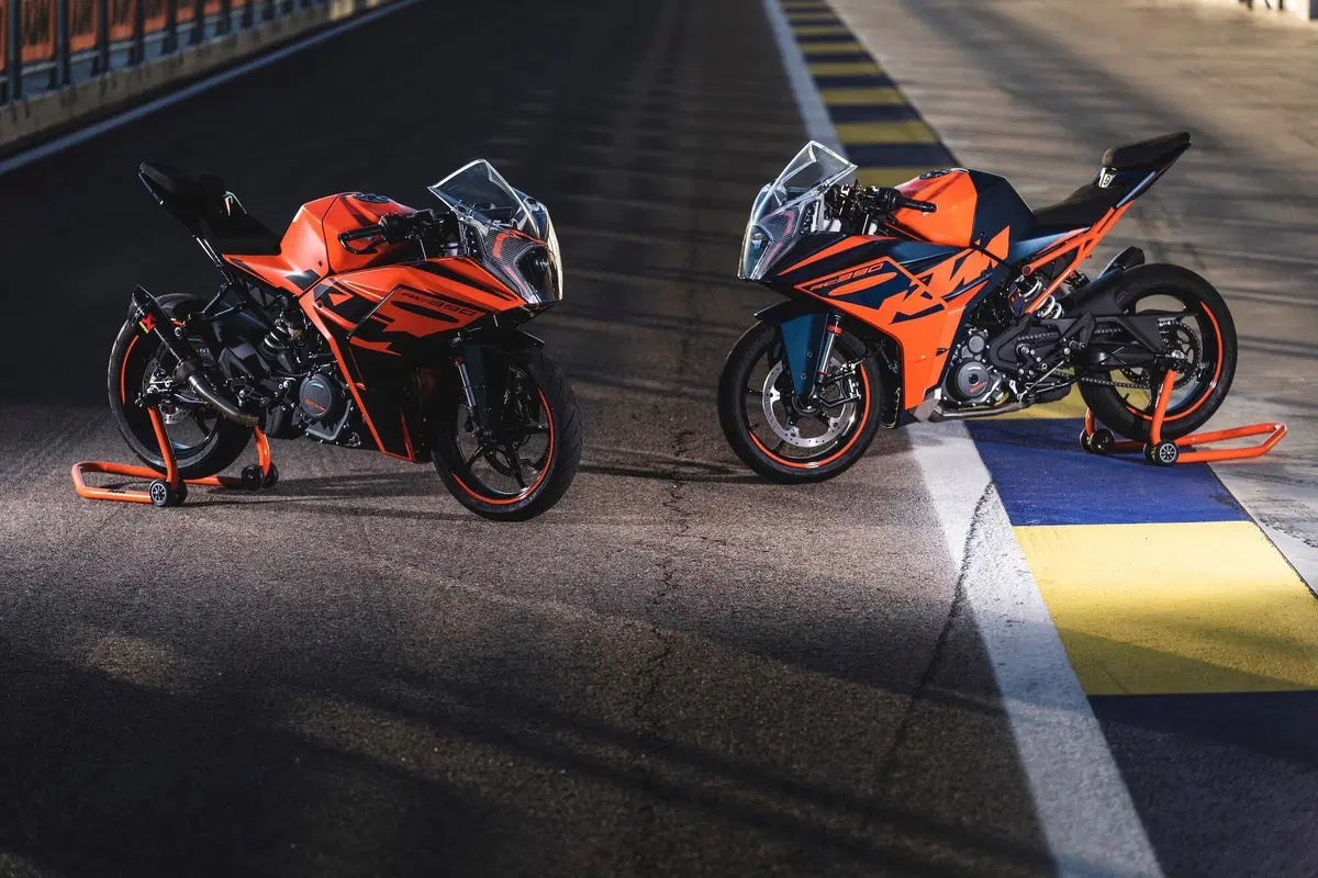 KTM RC 390 2022 TEST: Piccole belve crescono (33)