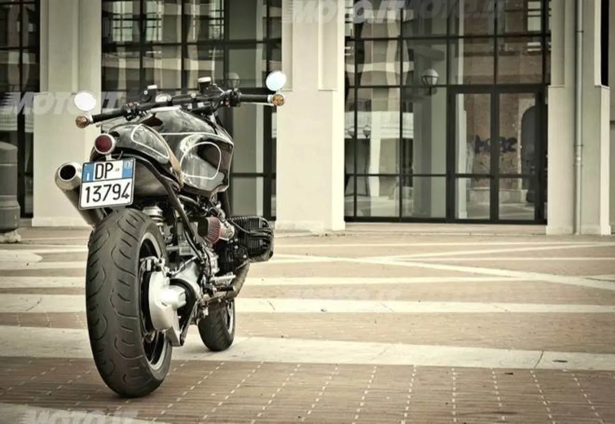 Le Strane di Moto.it: BMW R 1150R (2)