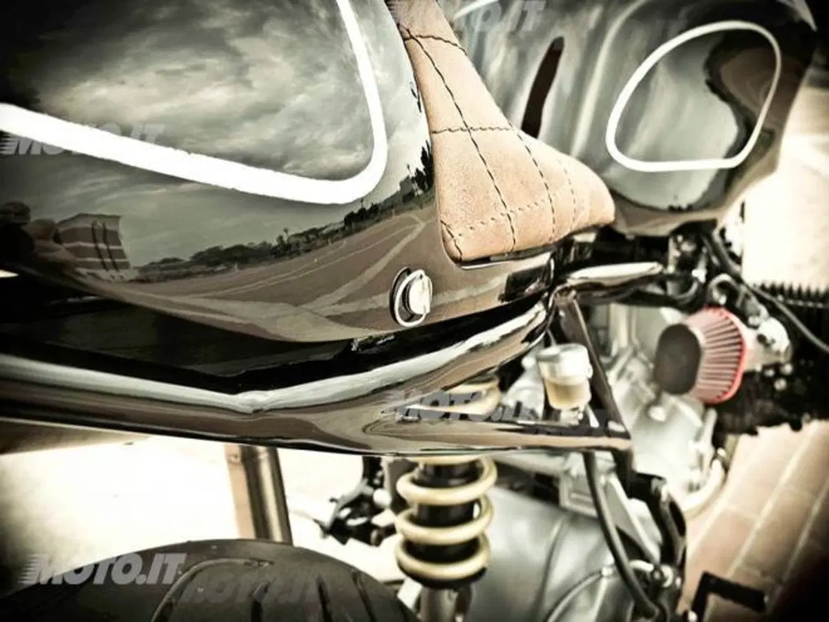 Le Strane di Moto.it: BMW R 1150R (5)