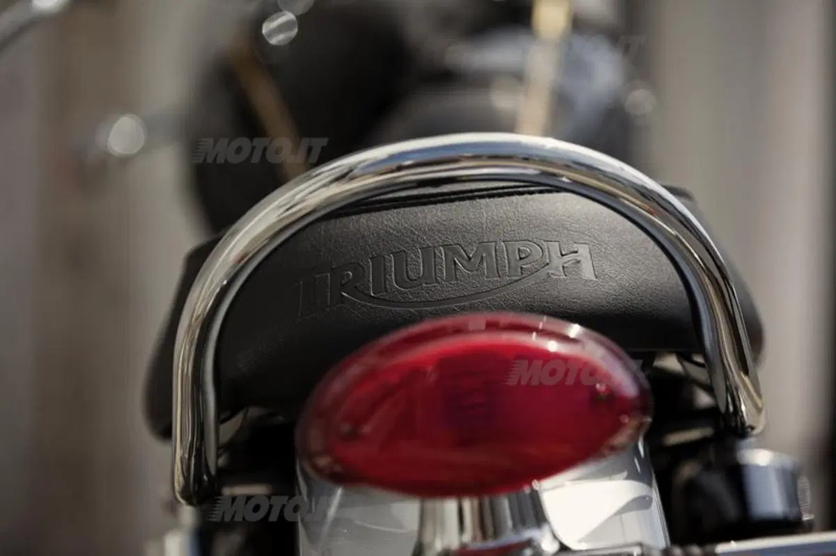 Triumph Bonneville Special Edition (5)