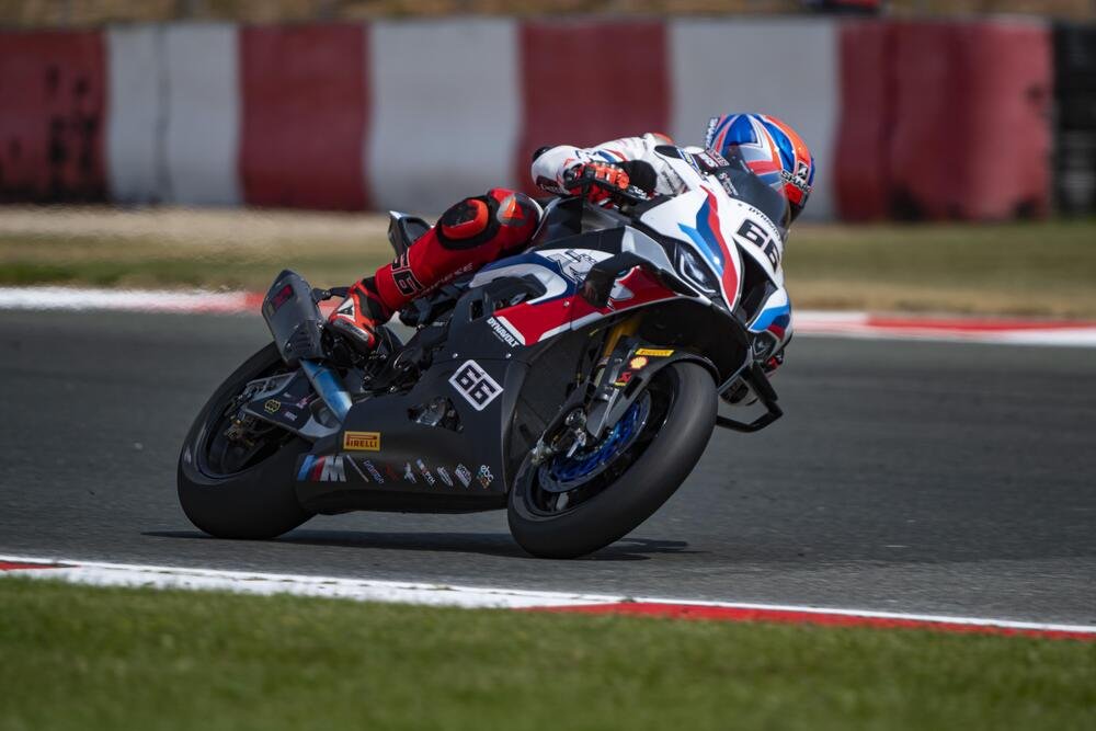 Magny Cours. Tom Sykes (BMW)