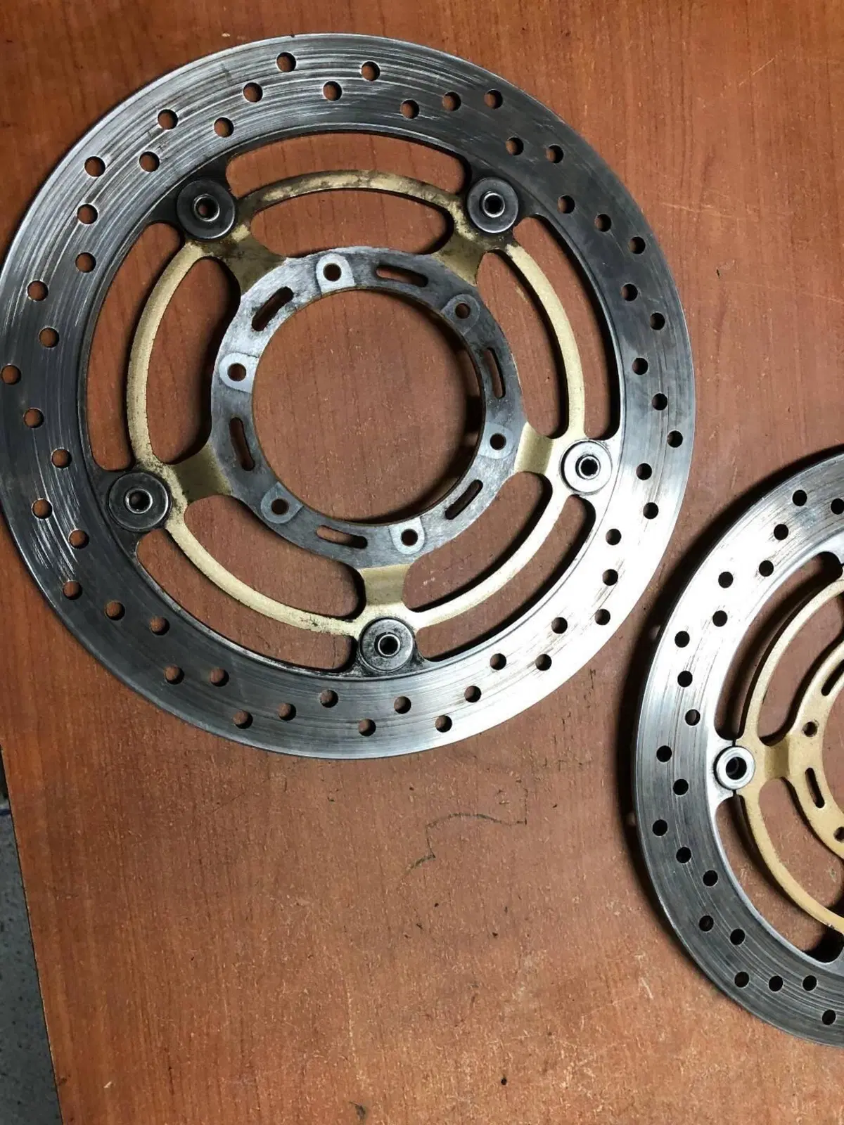 Dischi freno anteriori originali Honda (2)
