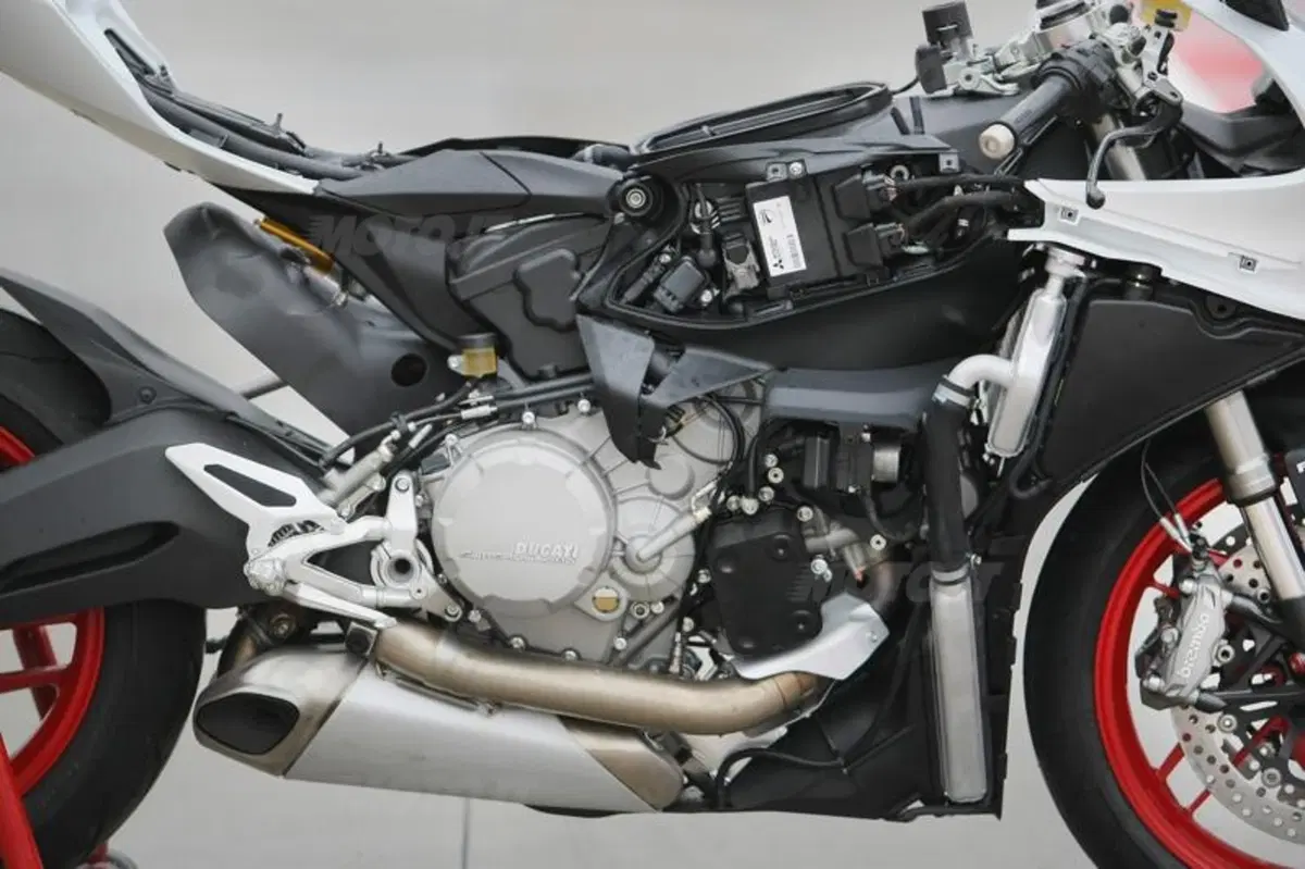 Ducati Panigale 899 (45)
