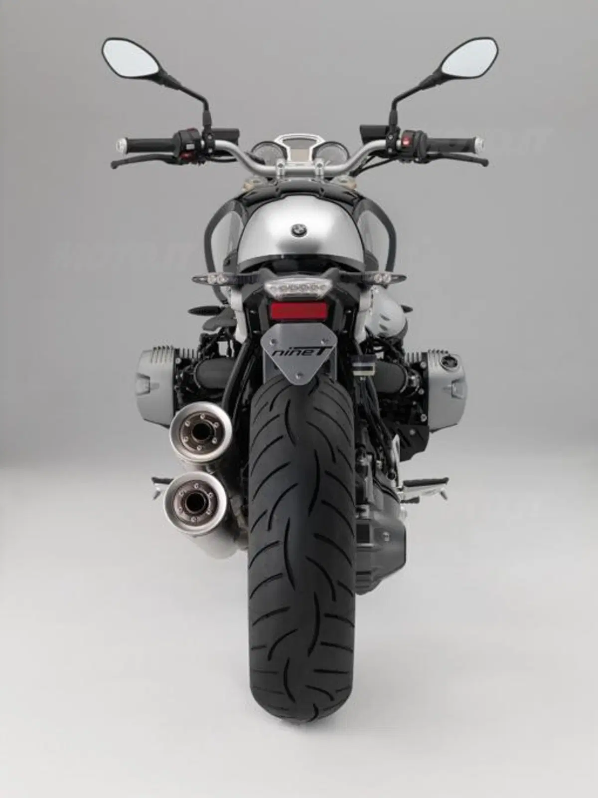 BMW R nineT, la boxer del novantesimo anniversario.  (7)