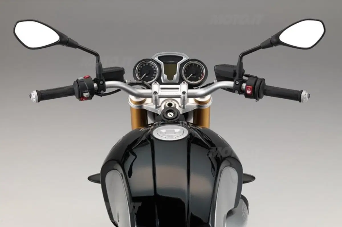 BMW R nineT, la boxer del novantesimo anniversario.  (20)