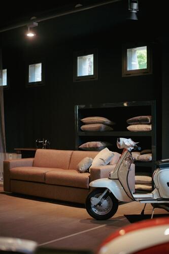 Salone del Mobile. In mostra moto d'epoca tra design e made in Italy (4)