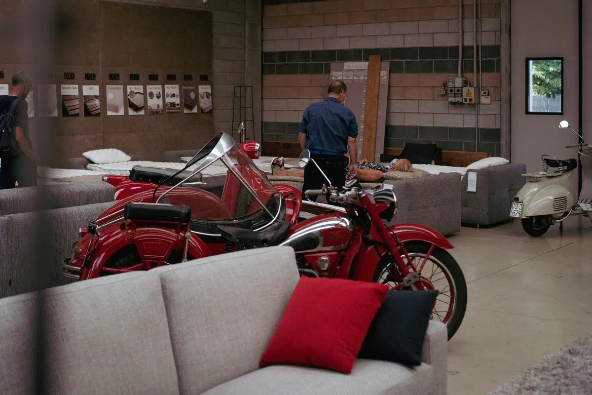 Salone del Mobile. In mostra moto d'epoca tra design e made in Italy (23)