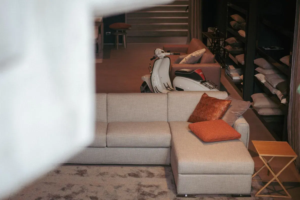 Salone del Mobile. In mostra moto d'epoca tra design e made in Italy (35)