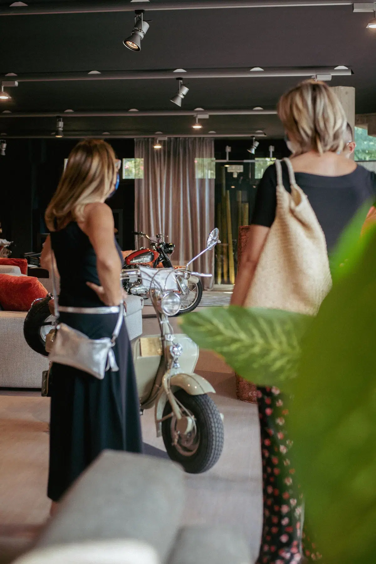 Salone del Mobile. In mostra moto d'epoca tra design e made in Italy (28)
