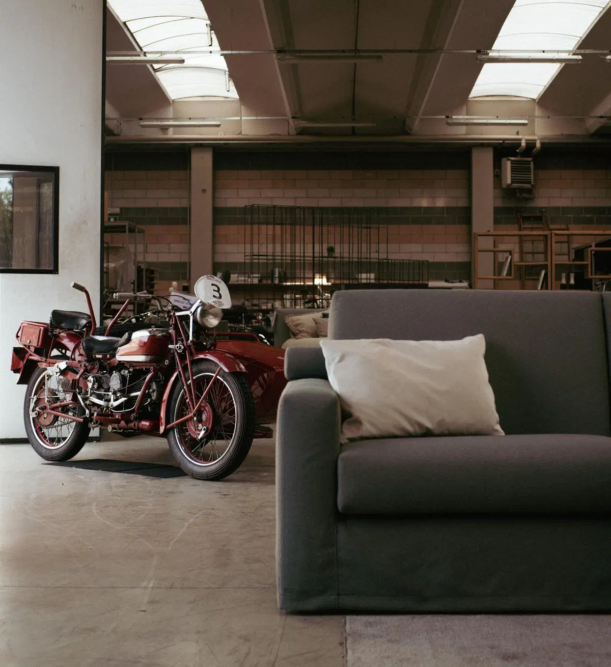 Salone del Mobile. In mostra moto d'epoca tra design e made in Italy (41)