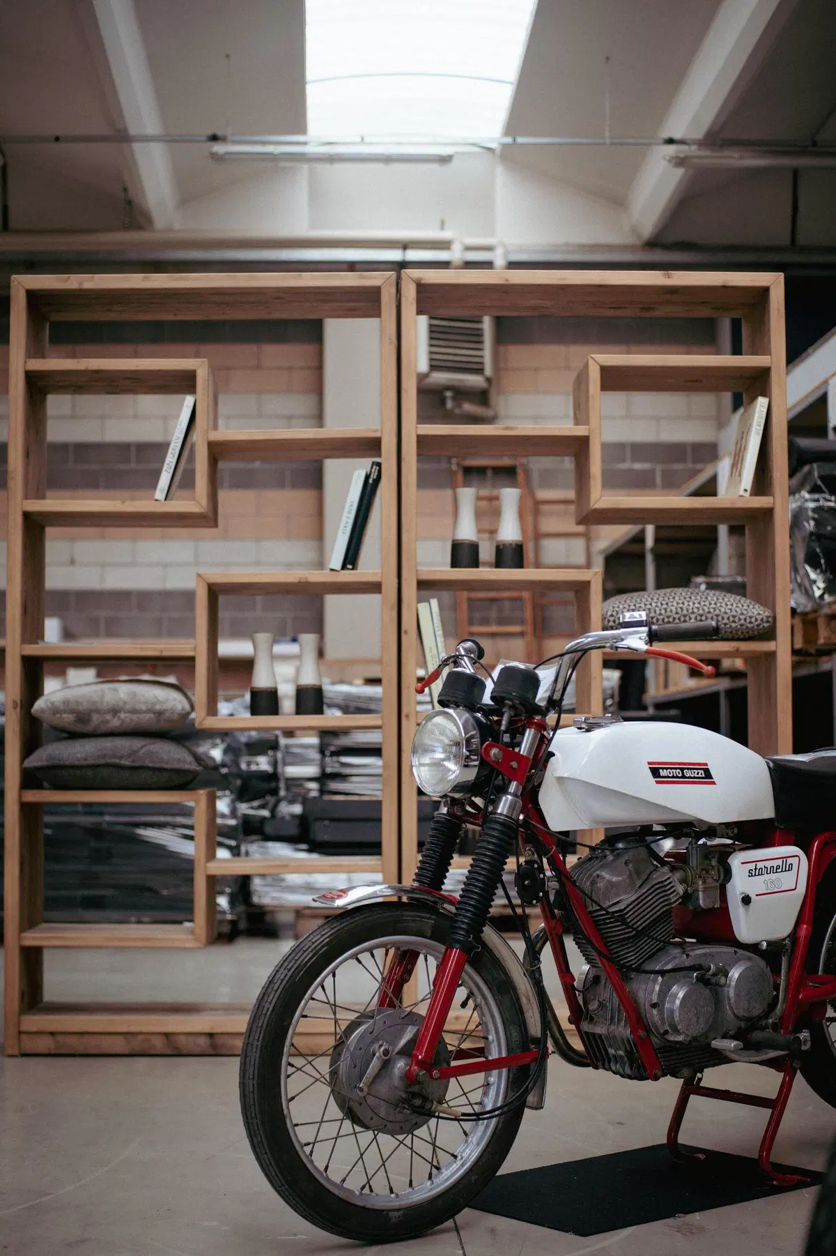 Salone del Mobile. In mostra moto d'epoca tra design e made in Italy (42)