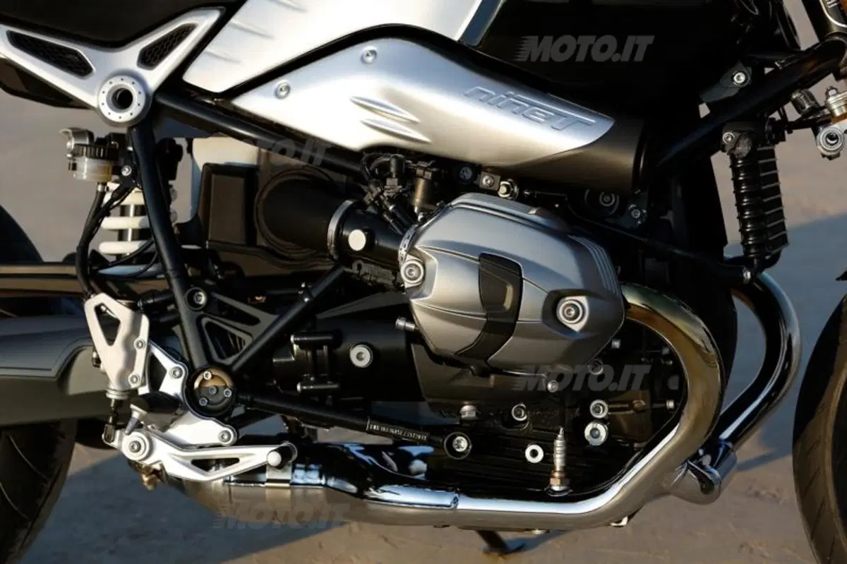 BMW R nineT, la boxer del novantesimo anniversario.  (39)