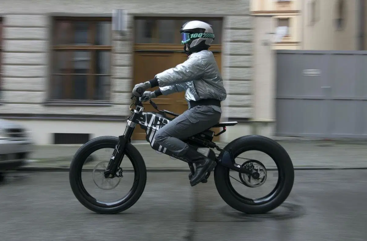 BMW Vision AMBY e i-Vision AMBY. Due proposte per la mobilità (20)