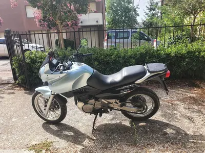 Suzuki XF 650 Freewind (1997 - 03) usata