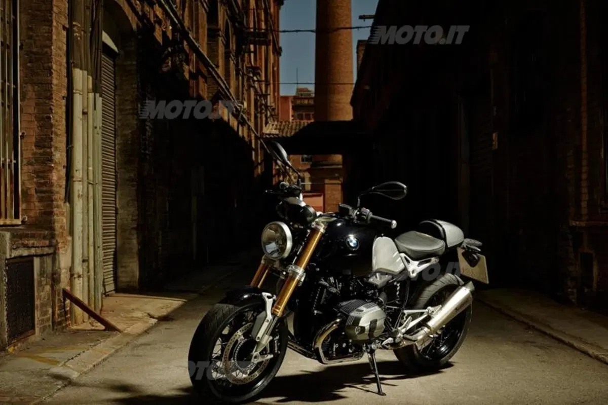 BMW R nineT, la boxer del novantesimo anniversario.  (58)