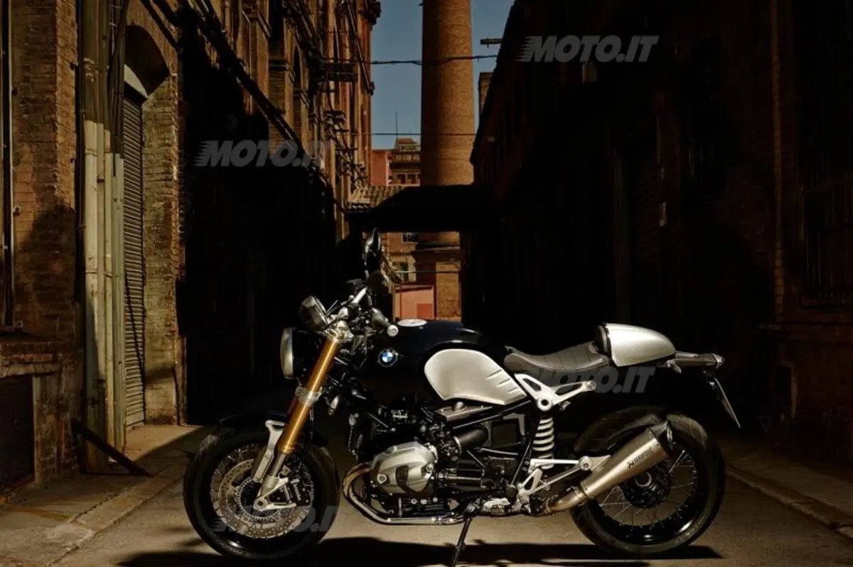BMW R nineT, la boxer del novantesimo anniversario.  (59)