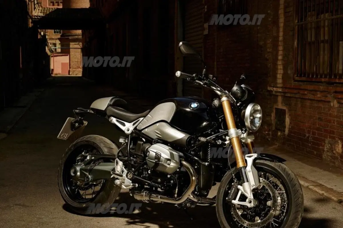 BMW R nineT, la boxer del novantesimo anniversario.  (60)