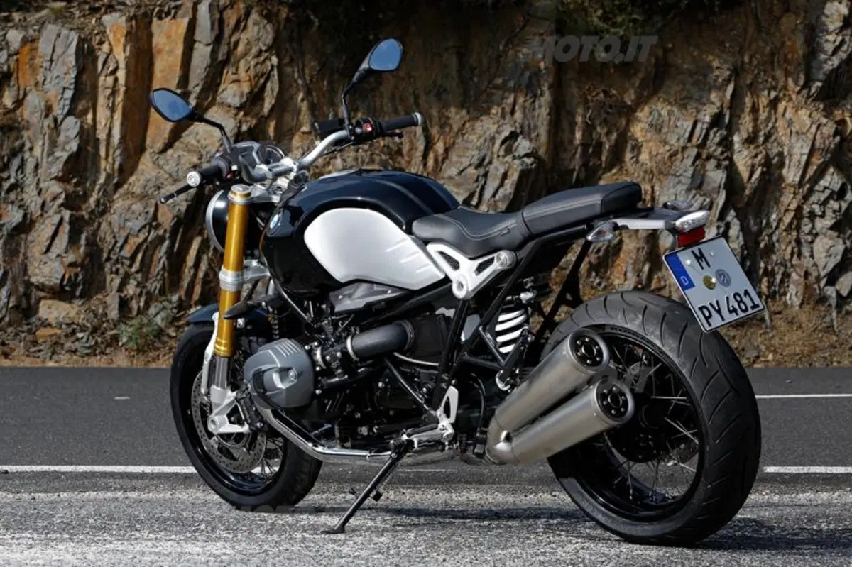 BMW R nineT, la boxer del novantesimo anniversario.  (69)