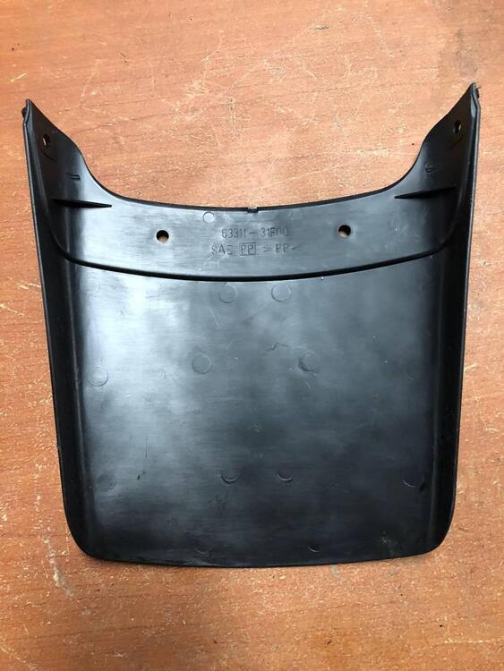 Cover Centrale codone Suzuki Bandit 600 (2)