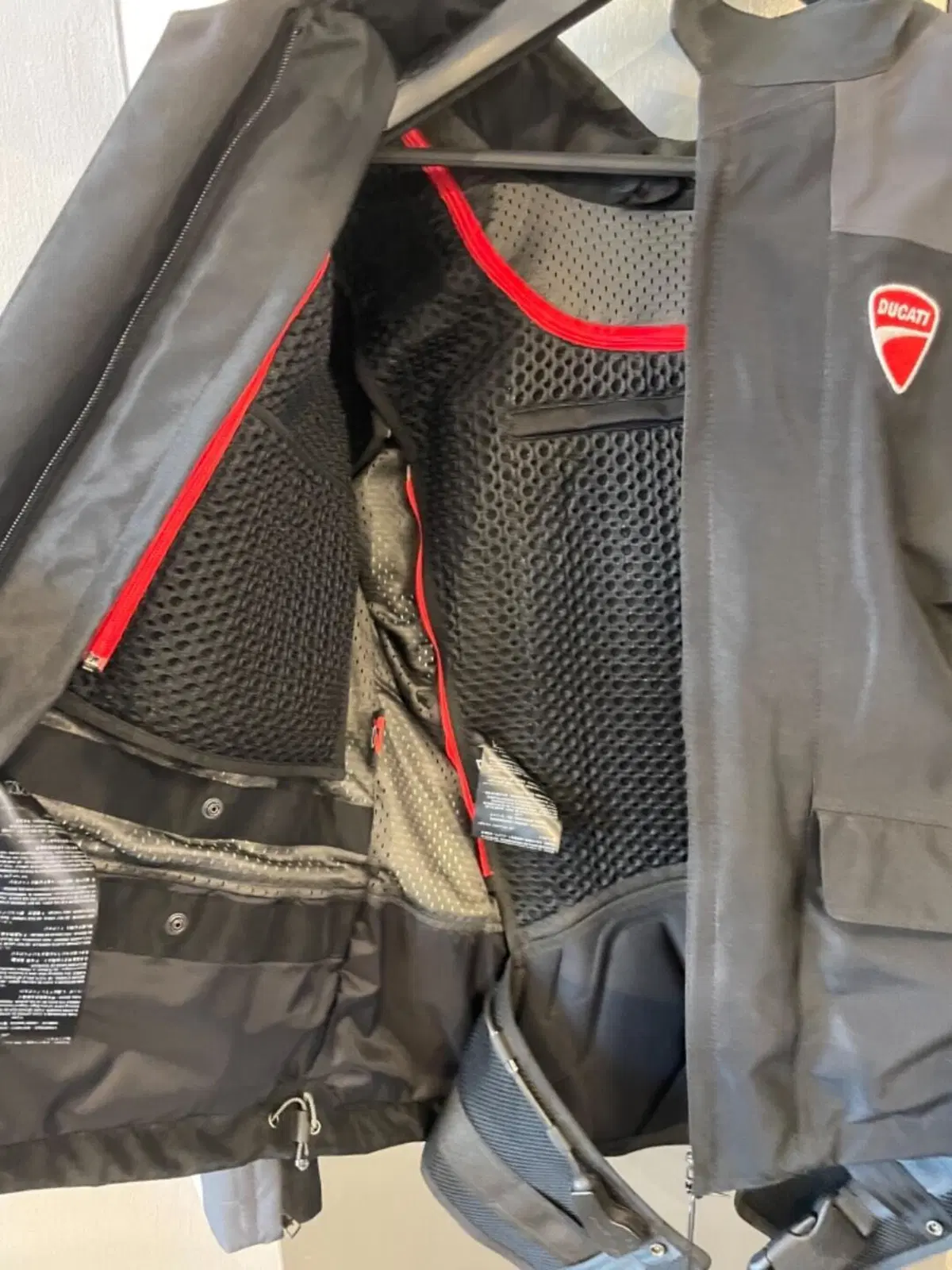 D-air® Street Ducati (4)