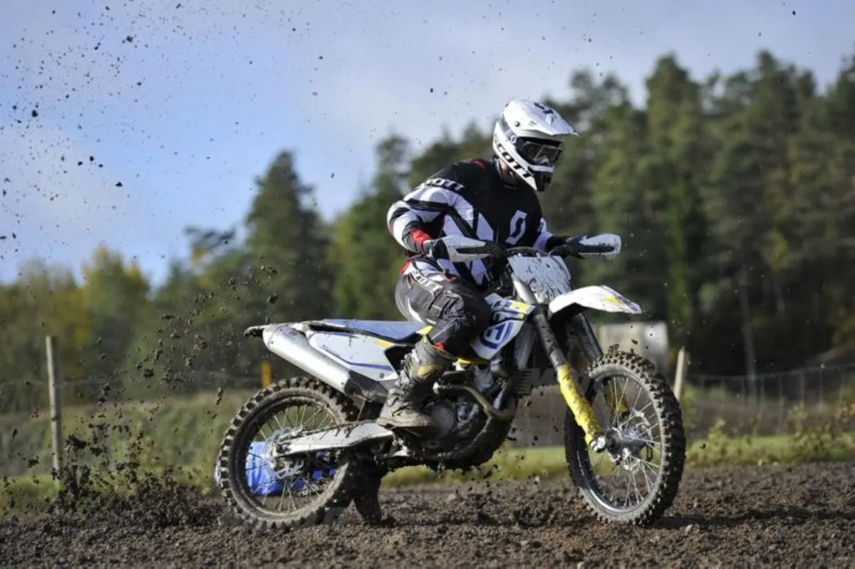 Husqvarna Enduro e Cross 2014 (7)
