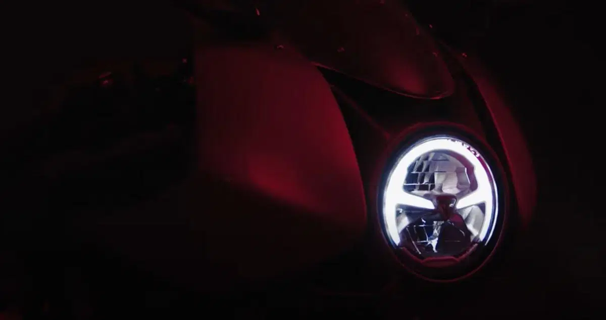 Nuova Triumph Speed Triple 1200RR. Arriva il 14 settembre (3)