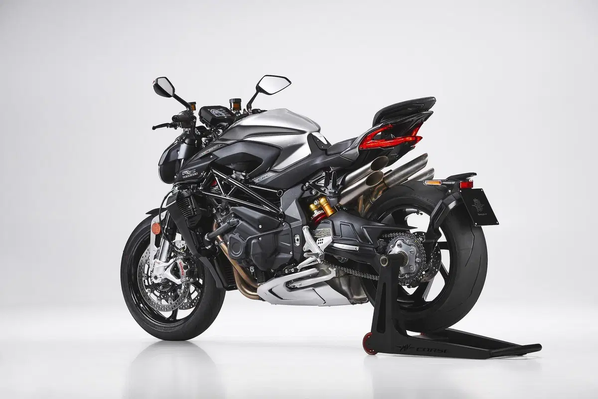 MV Agusta Brutale 1000 RS 2021: prezzo, foto e video (8)