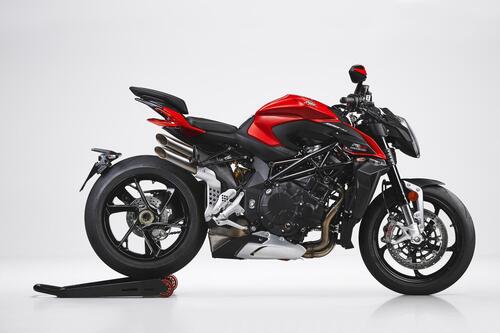 MV Agusta Brutale 1000 RS 2021: prezzo, foto e video (6)