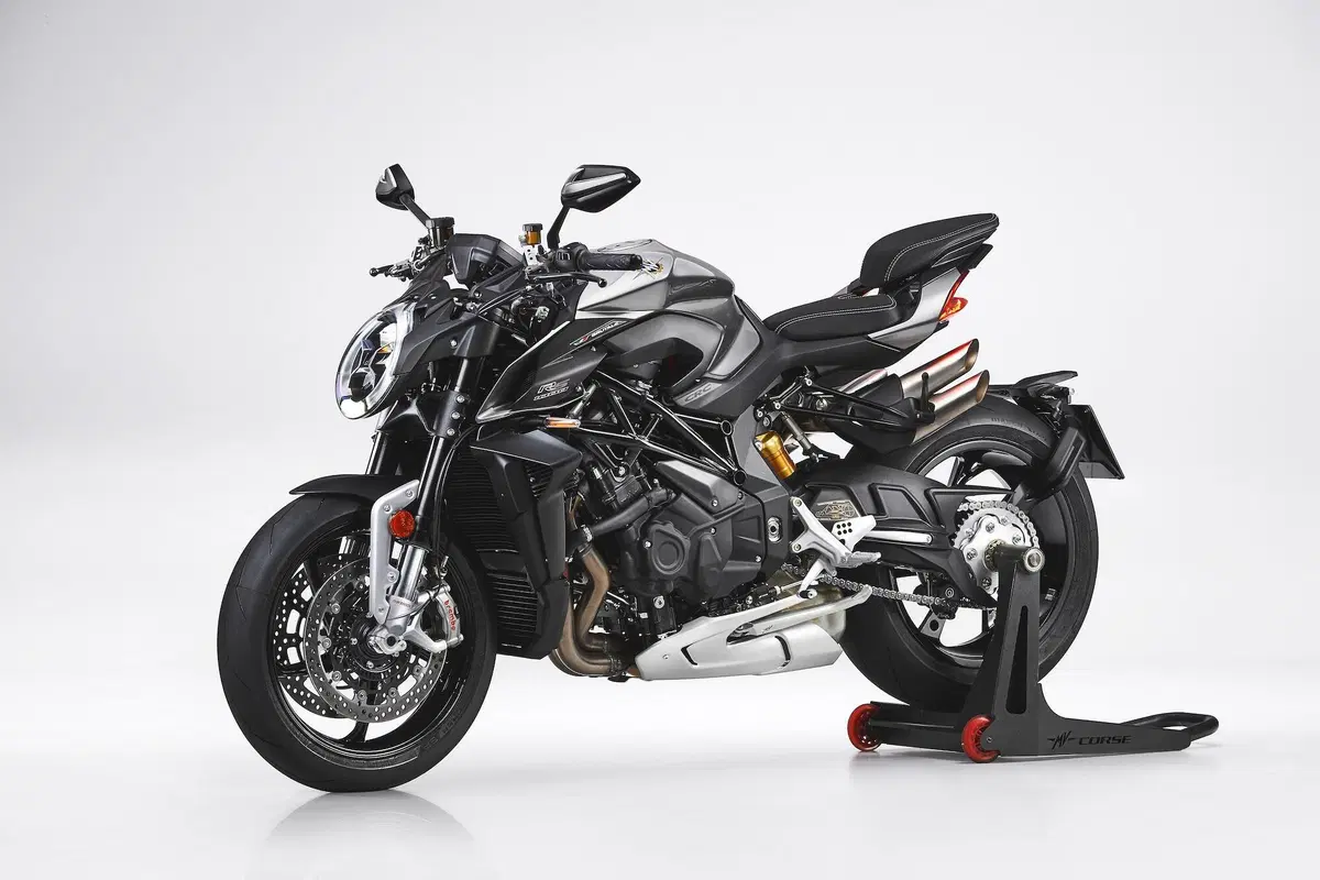 MV Agusta Brutale 1000 RS 2021: prezzo, foto e video (7)