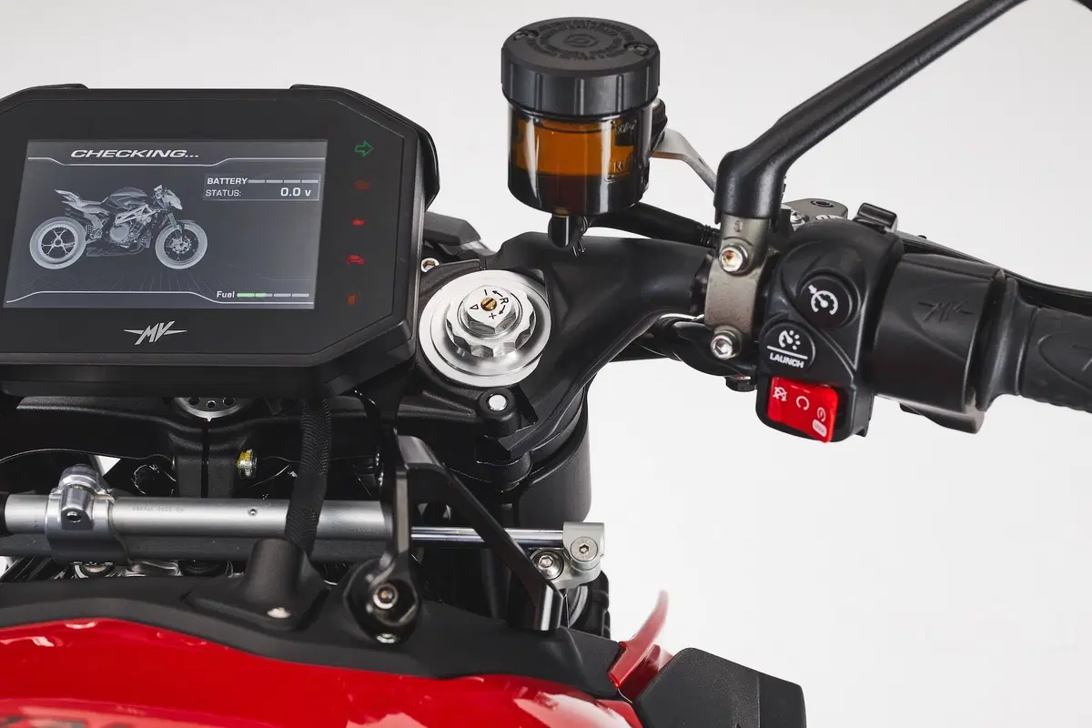 MV Agusta Brutale 1000 RS 2021: prezzo, foto e video (17)